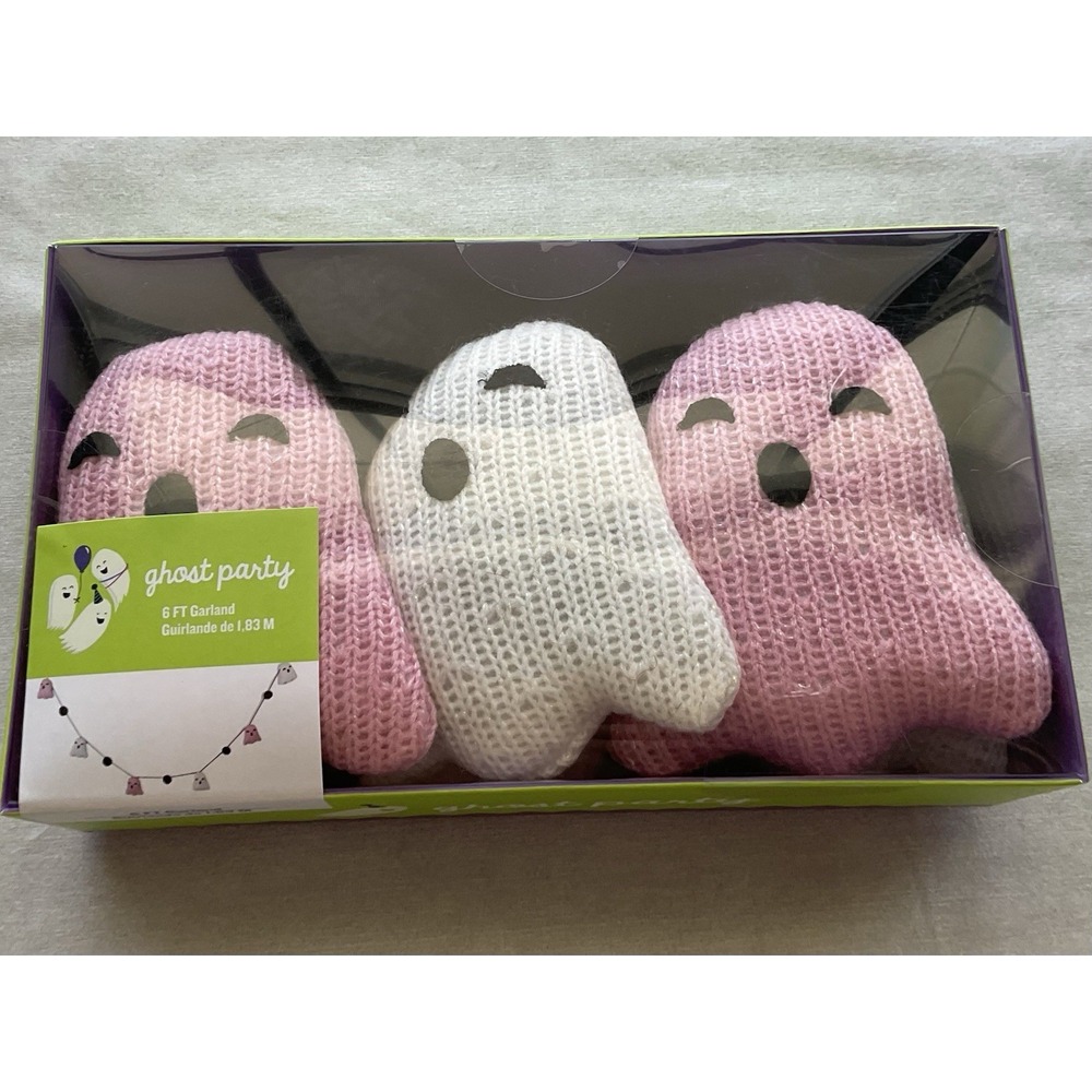 Ghost Party 6-foot garland set Pink White Crochet Halloween Decoration